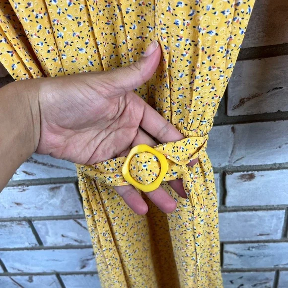Karin Stevens | Vintage Yellow Ditsy Floral Print Dress - Picture 4 of 9